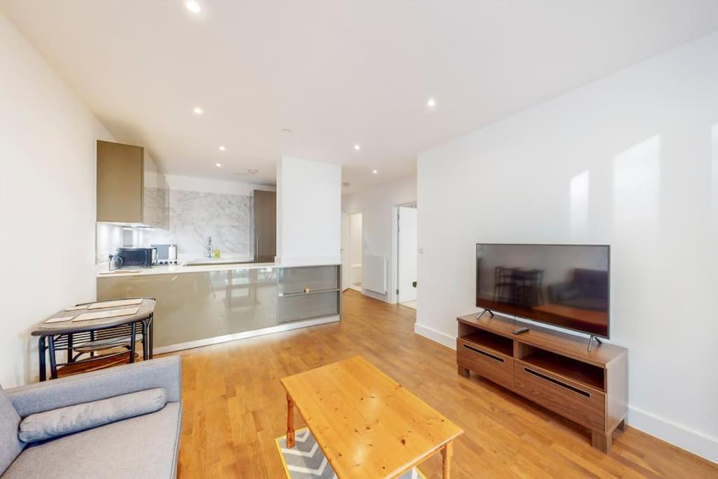 Lovely 1 Bedroom In Royal Arsenal Riverside London Exterior photo